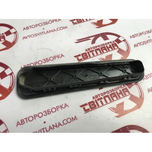 Заглушка кузова Citroen Berlingo 2008-2018 751895